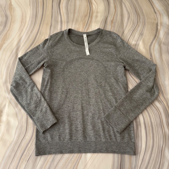 Lululemon Swiftly Tech Long Sleeve (Breeze) *Relaxed Fit Heathered Gray Size 4 - Picture 1 of 13